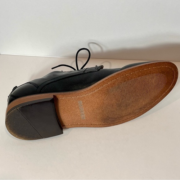 Oxfords_&_Derbys